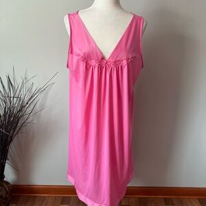 Vanity Fair Pink Chemise/Nightgown size L